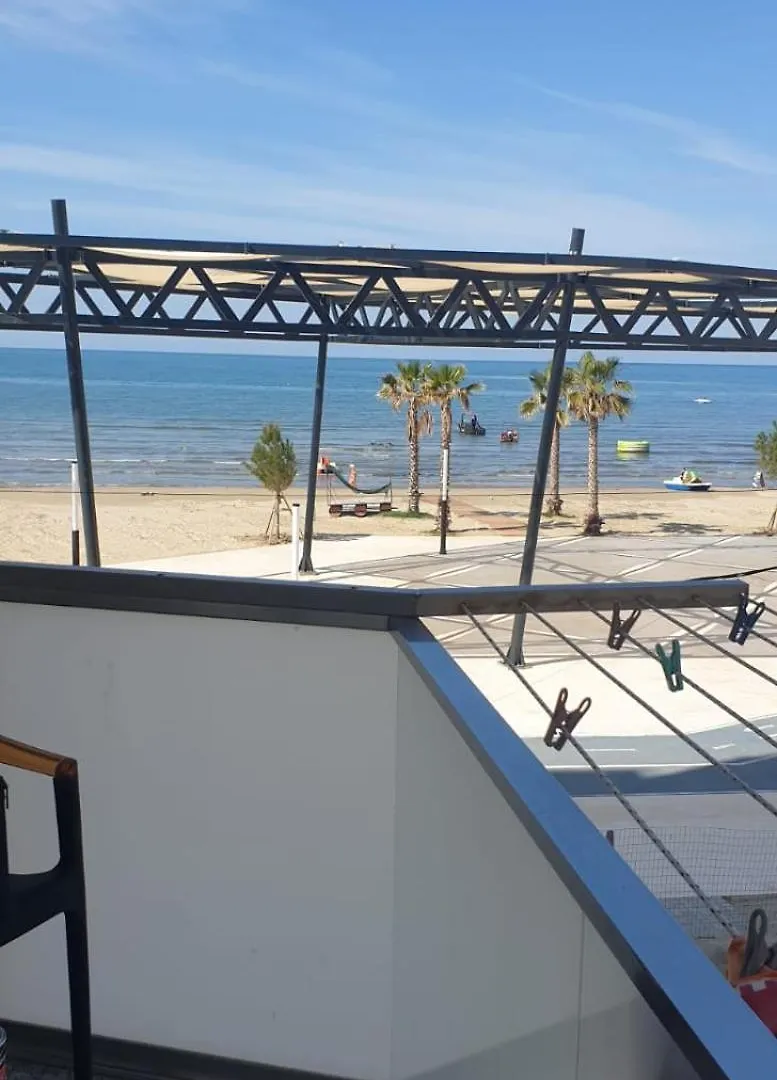 Lajlas Sea View Apartment Durres 0*,  Albania